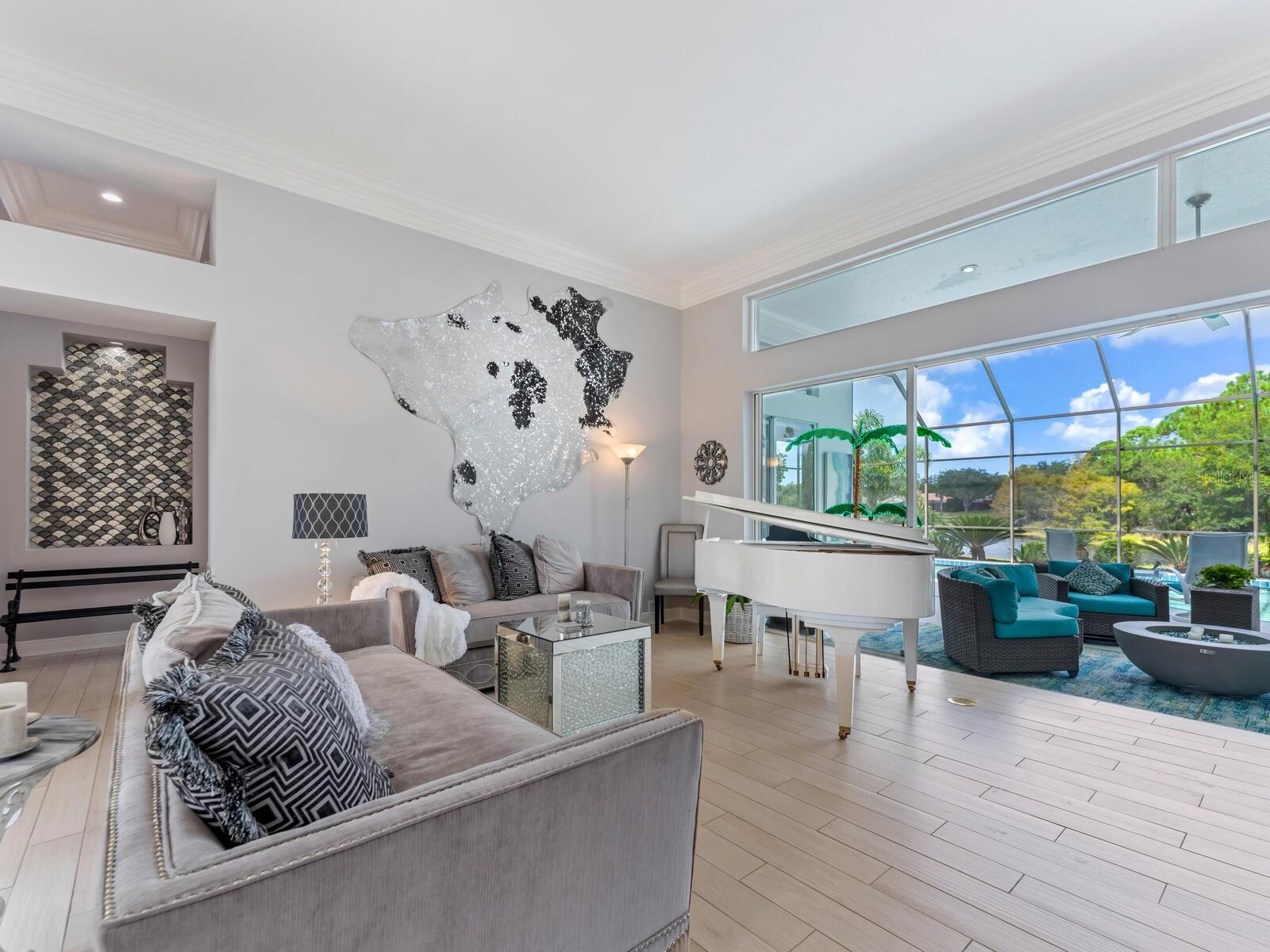 Image 7 of 100 For 8687 Woodbriar Drive