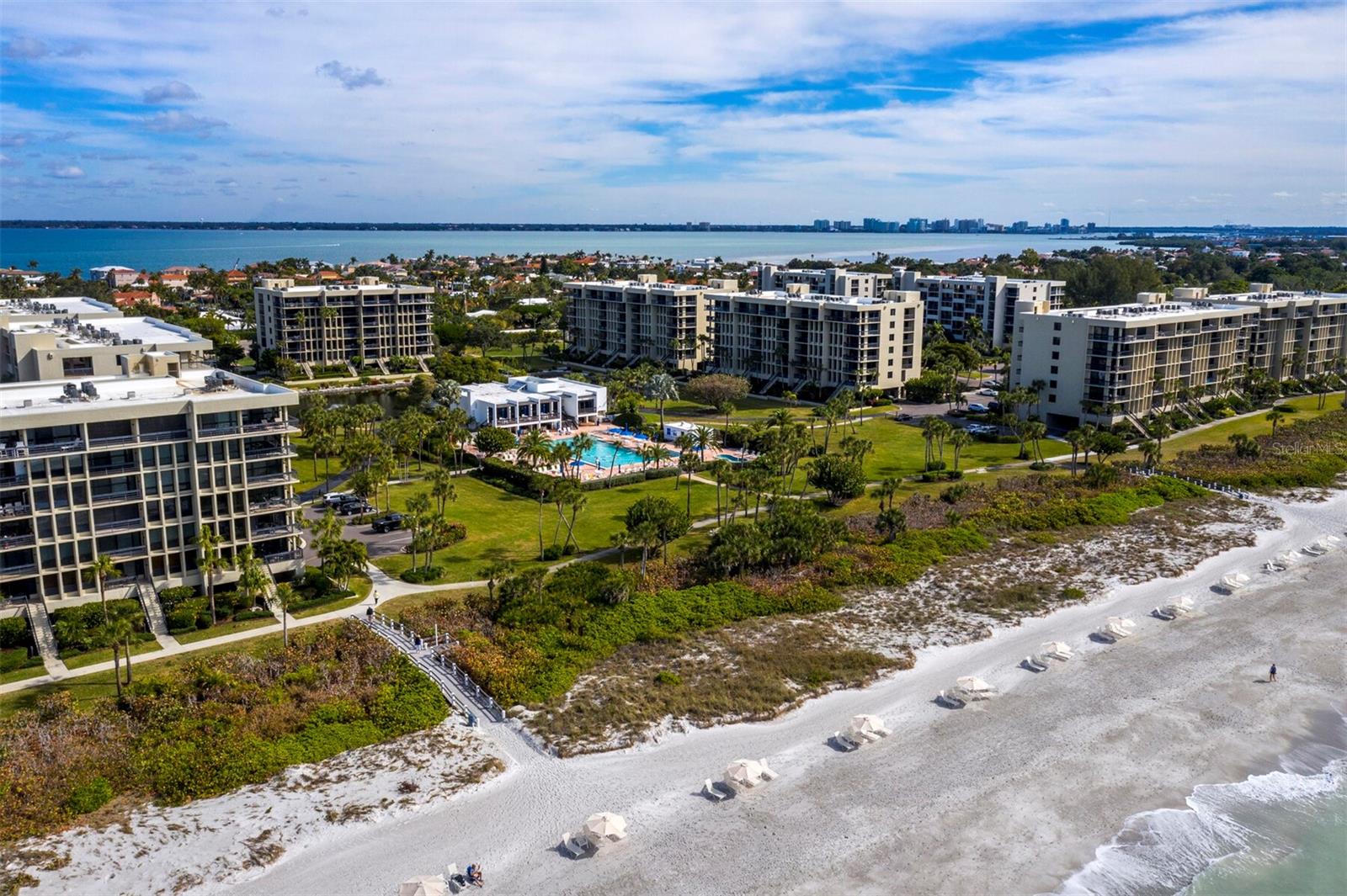 Image 47 of 49 For 1095 Gulf Of Mexico Drive 503