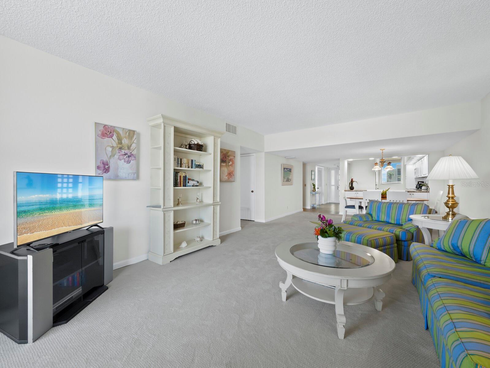 Image 8 of 49 For 1095 Gulf Of Mexico Drive 503