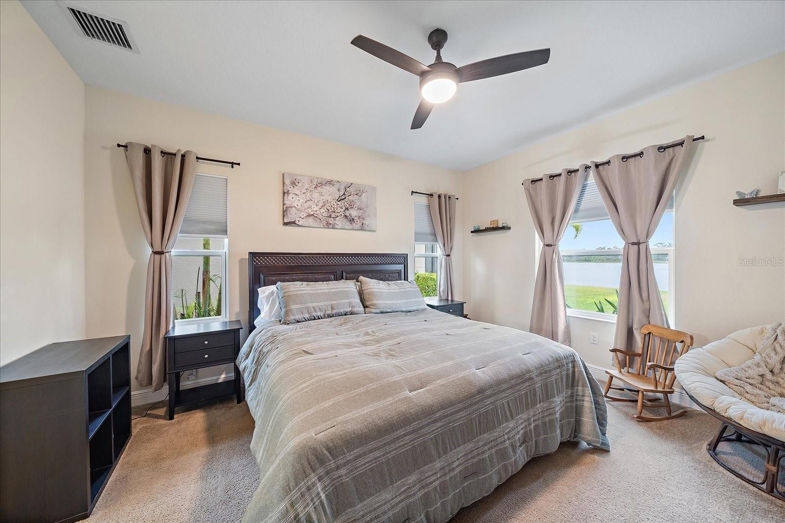 Image 17 of 42 For 7743 Ridgelake Circle