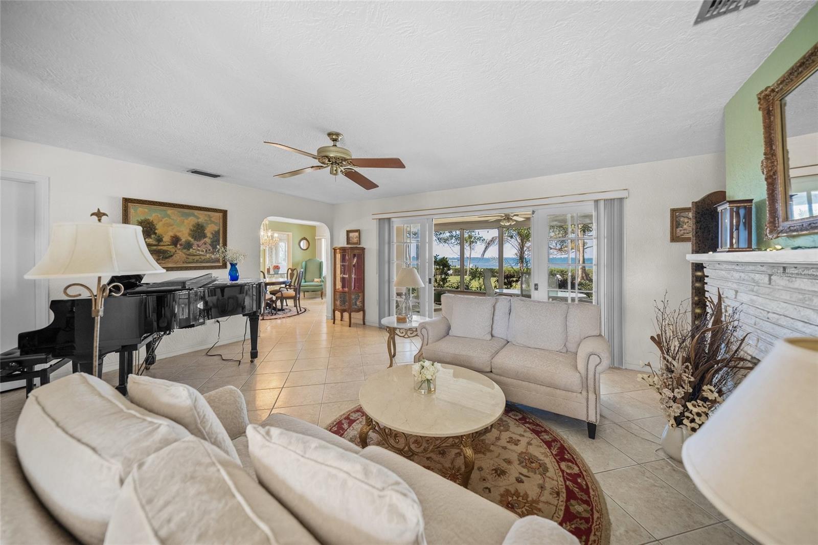 Image 10 of 62 For 7620 Westmoreland Drive