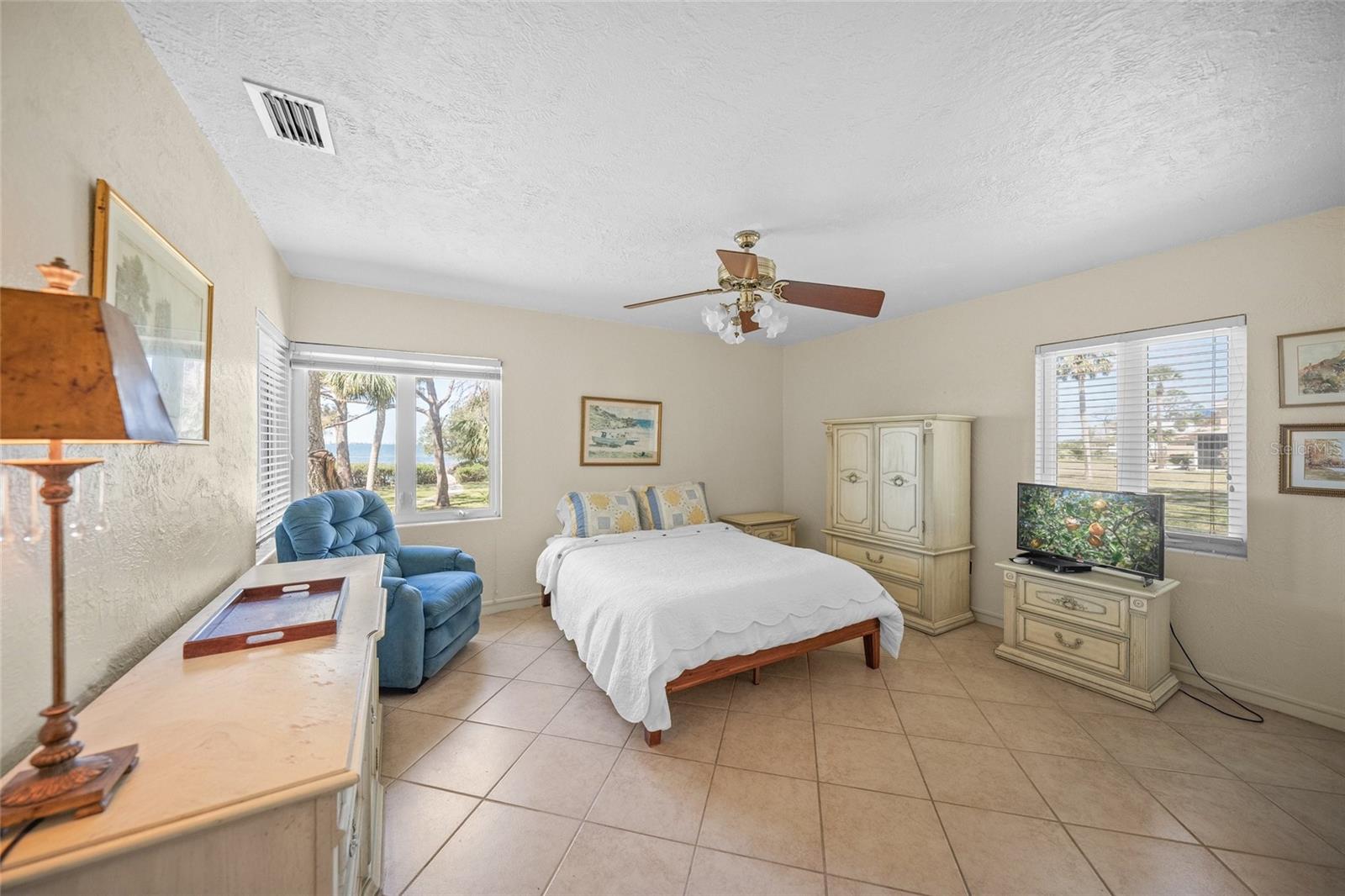 Image 19 of 62 For 7620 Westmoreland Drive
