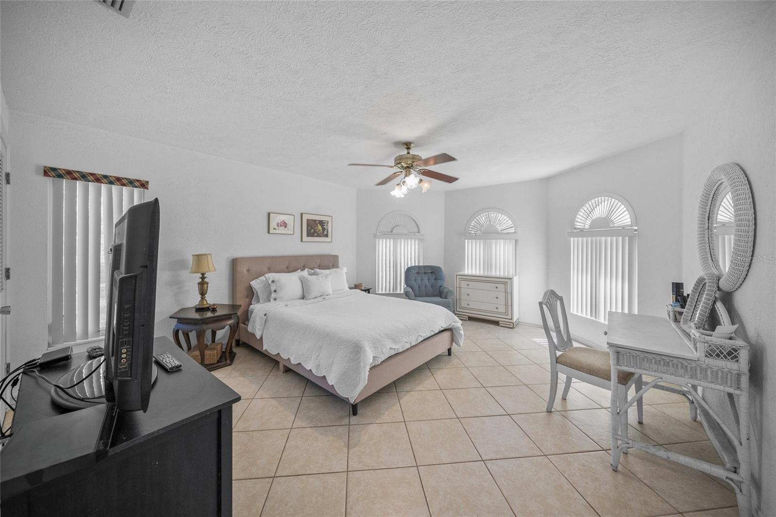 Image 22 of 62 For 7620 Westmoreland Drive