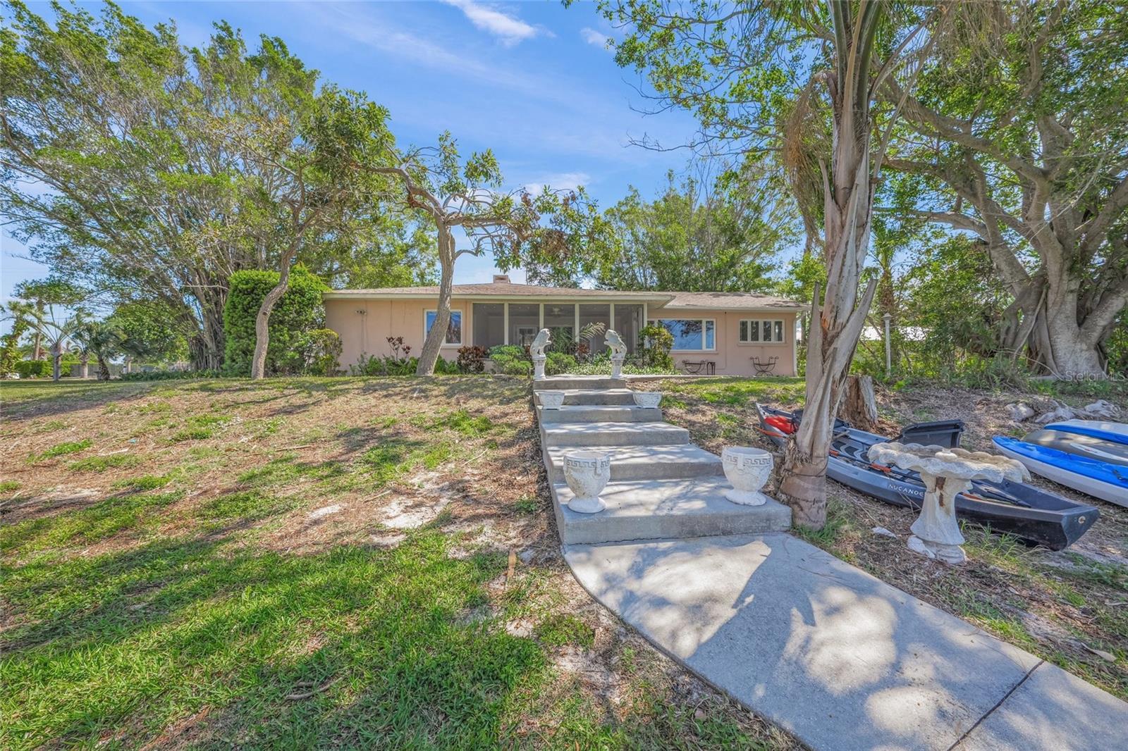 Image 30 of 62 For 7620 Westmoreland Drive