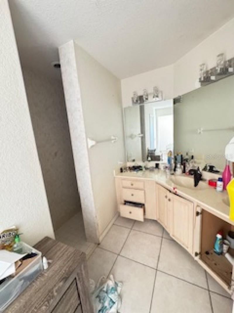 Image 12 of 18 For 9081 Bantry Bay Boulevard