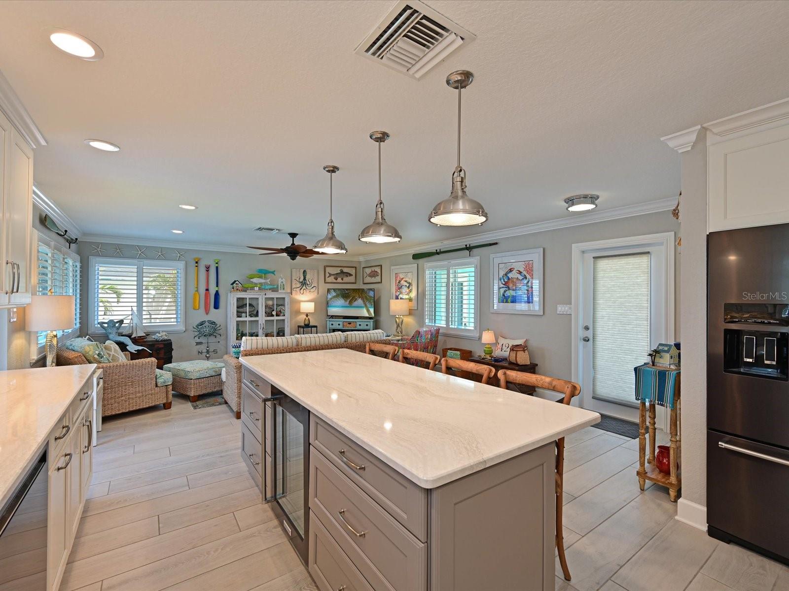 Listing photo id 10 for 10016 Spoonbill Road E