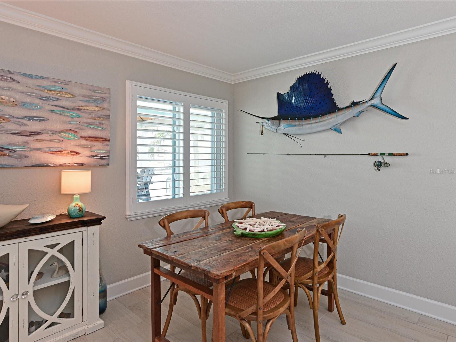 Listing photo id 14 for 10016 Spoonbill Road E
