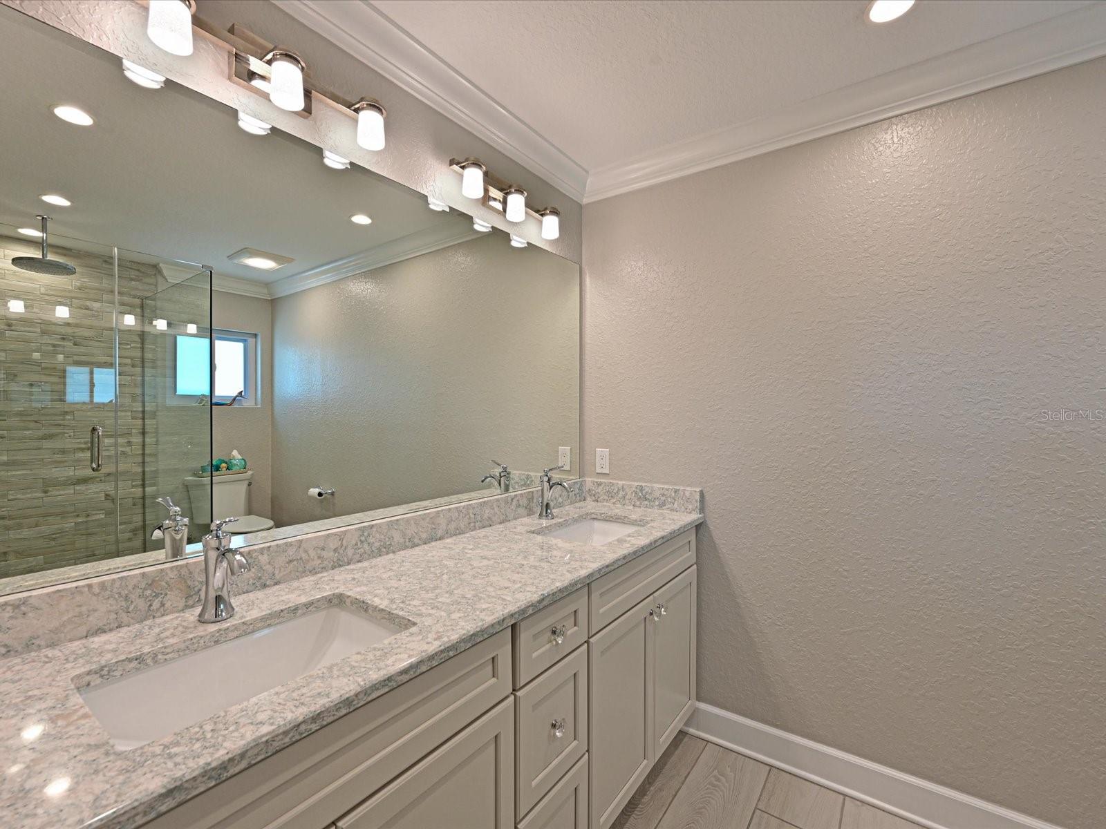 Listing photo id 16 for 10016 Spoonbill Road E