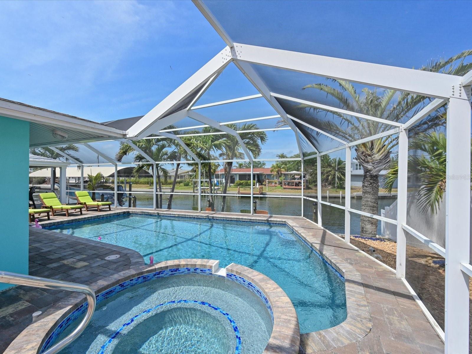 Listing photo id 25 for 10016 Spoonbill Road E