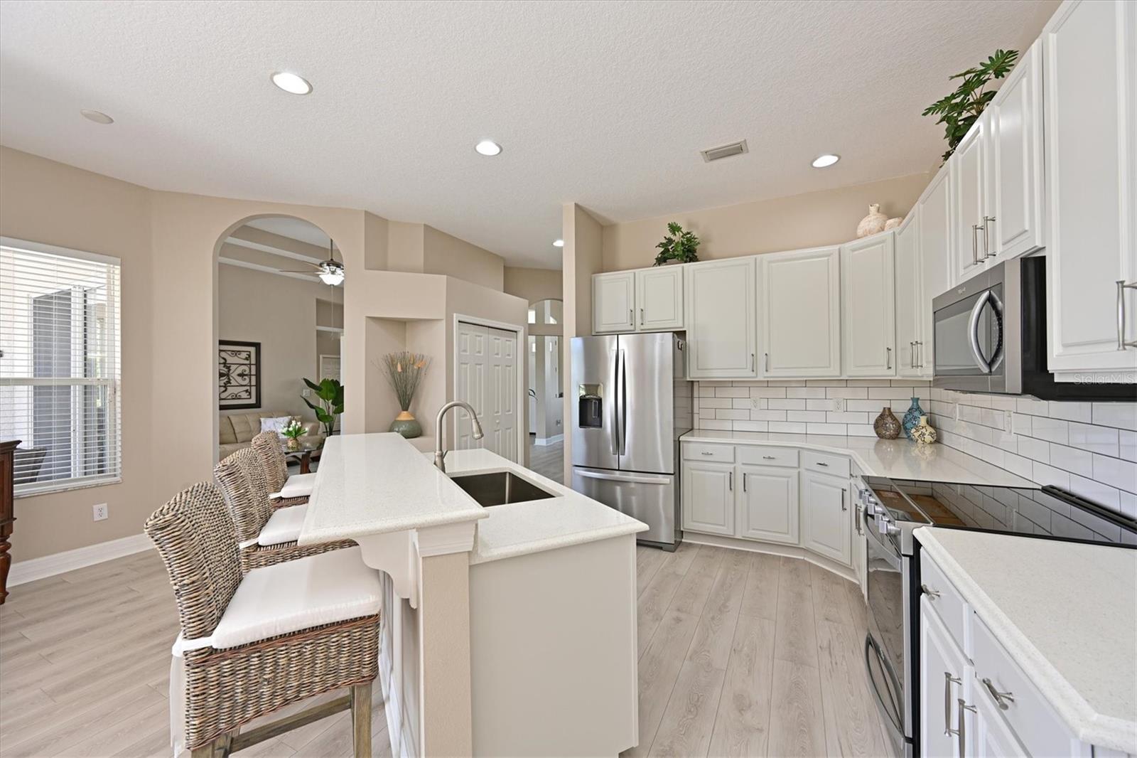 Image 10 of 41 For 15451 27th Court E