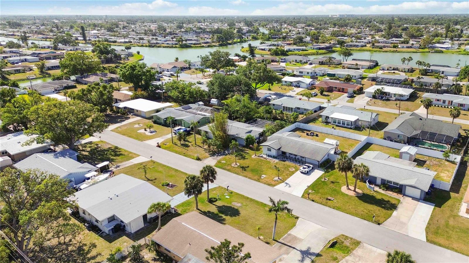 Details for 440 Redwood Road, VENICE, FL 34293