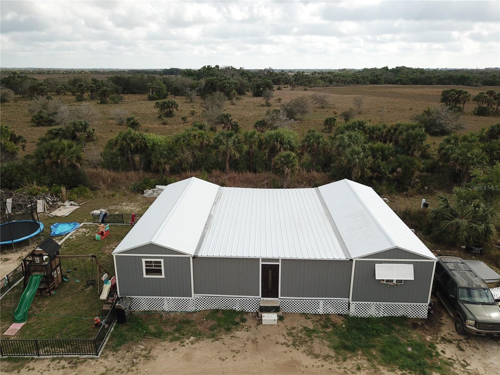Image 13 of 27 For 50984 Bermont Road