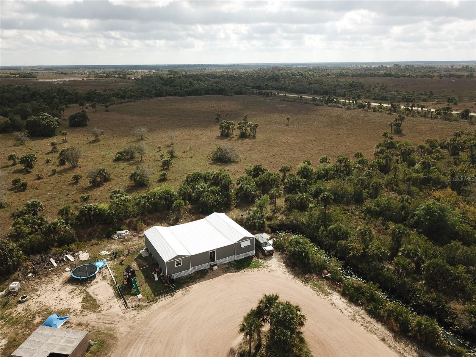 Image 16 of 27 For 50984 Bermont Road