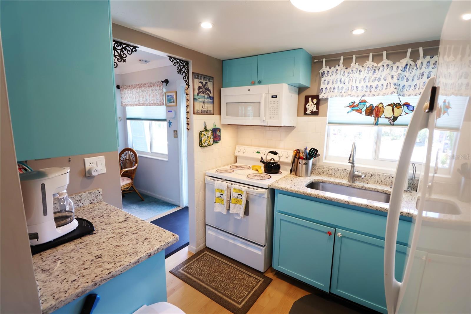 Image 5 of 32 For 5888 17th Street W C23
