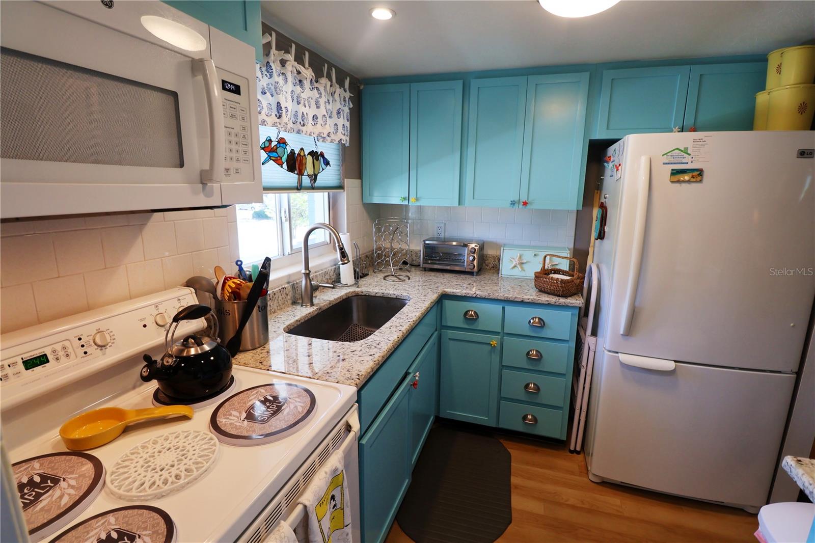 Image 6 of 32 For 5888 17th Street W C23