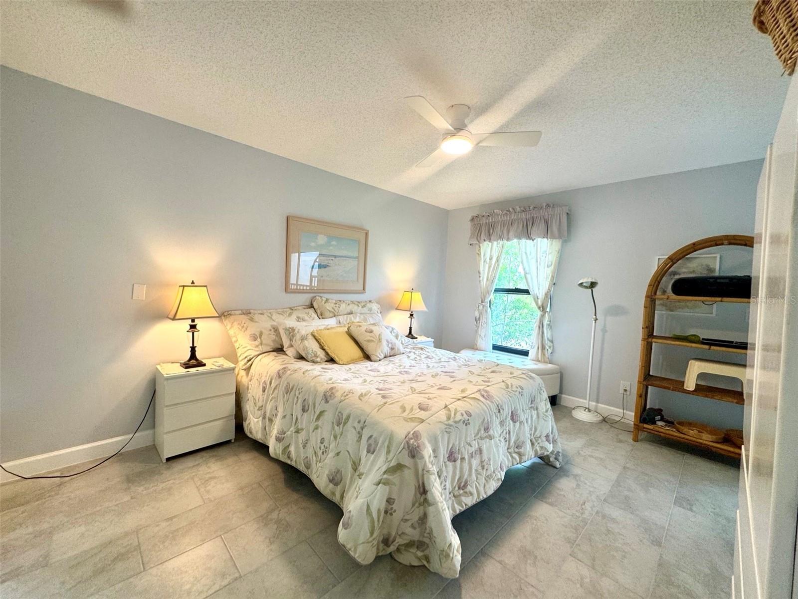 Image 20 of 45 For 2977 Taywood Meadows 22
