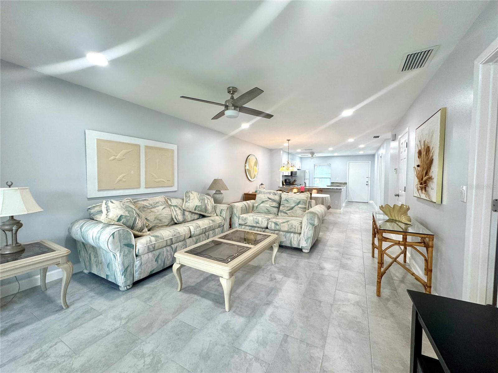 Image 6 of 45 For 2977 Taywood Meadows 22