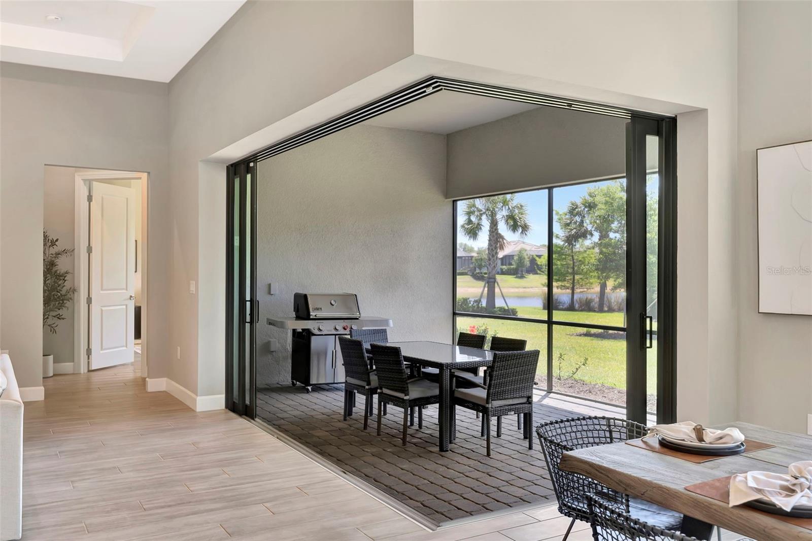 Image 18 of 53 For 8033 Grande Shores Drive
