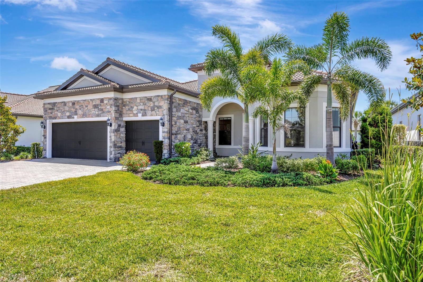 Image 3 of 53 For 8033 Grande Shores Drive