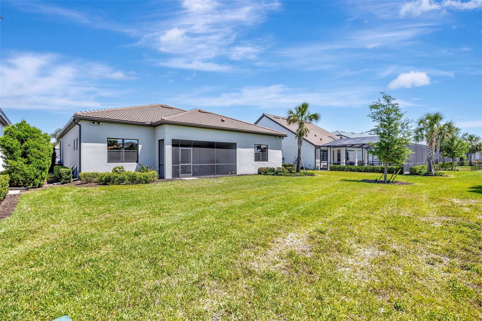 Image 39 of 53 For 8033 Grande Shores Drive