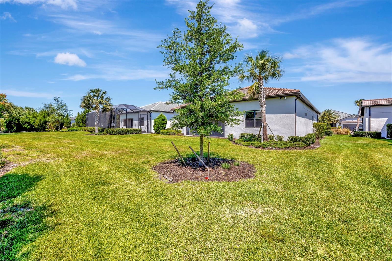 Image 41 of 53 For 8033 Grande Shores Drive