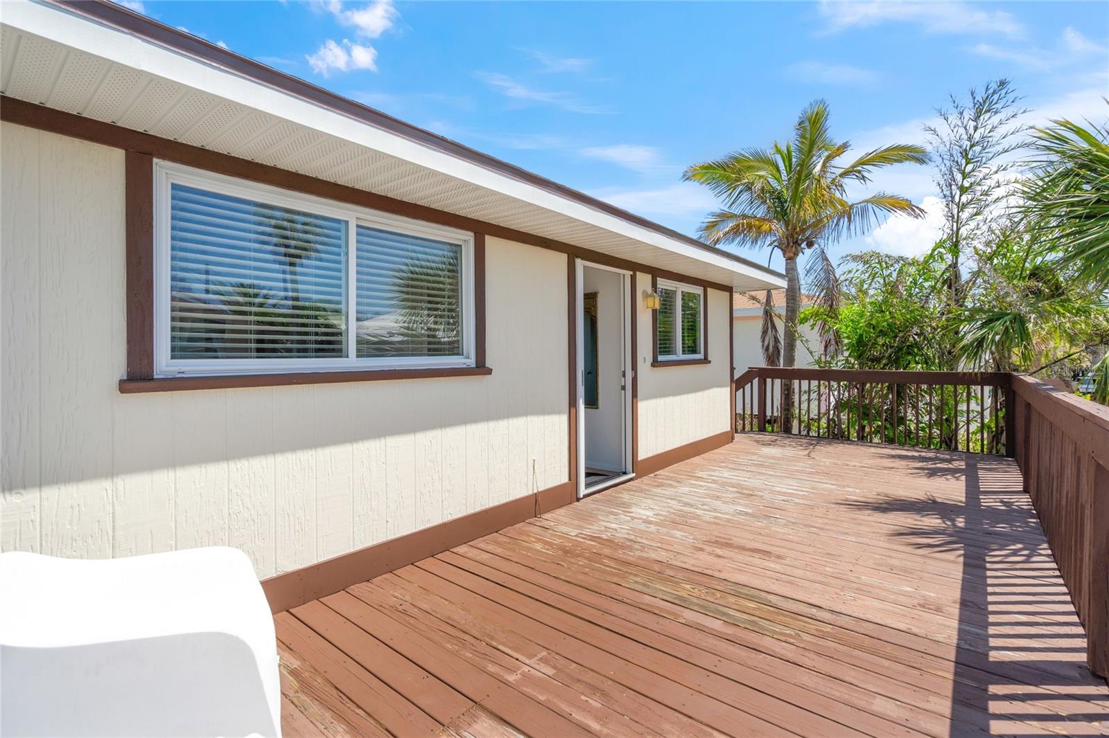 Image 25 of 45 For 4909 Gulf Drive 1b