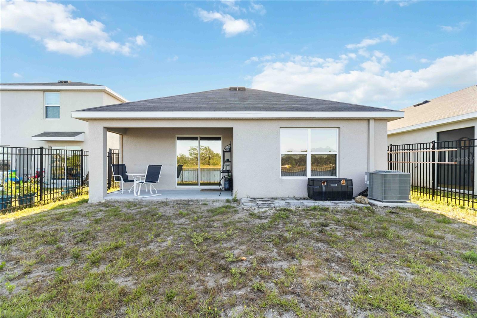 Listing photo id 28 for 2812 Rock Sound Street