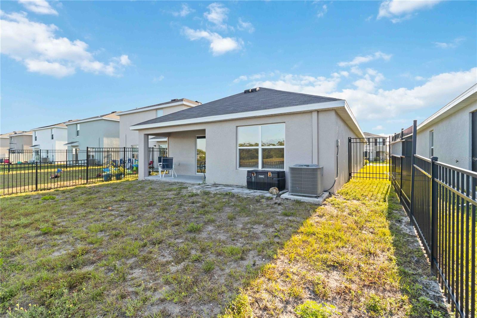 Listing photo id 29 for 2812 Rock Sound Street