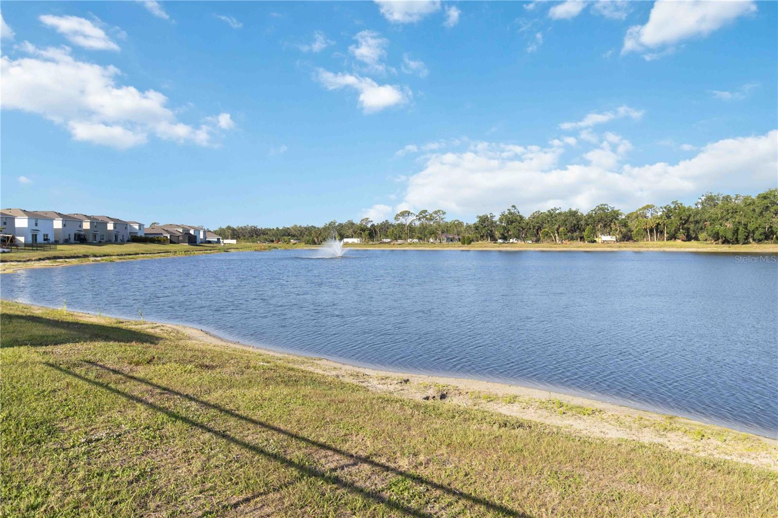 Listing photo id 30 for 2812 Rock Sound Street