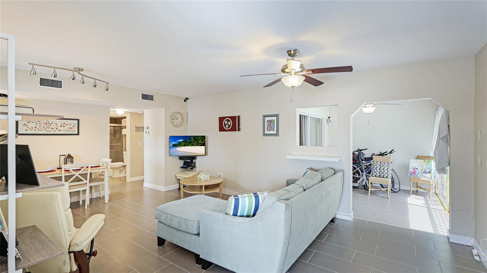 Image 23 of 52 For 304 108th Street W