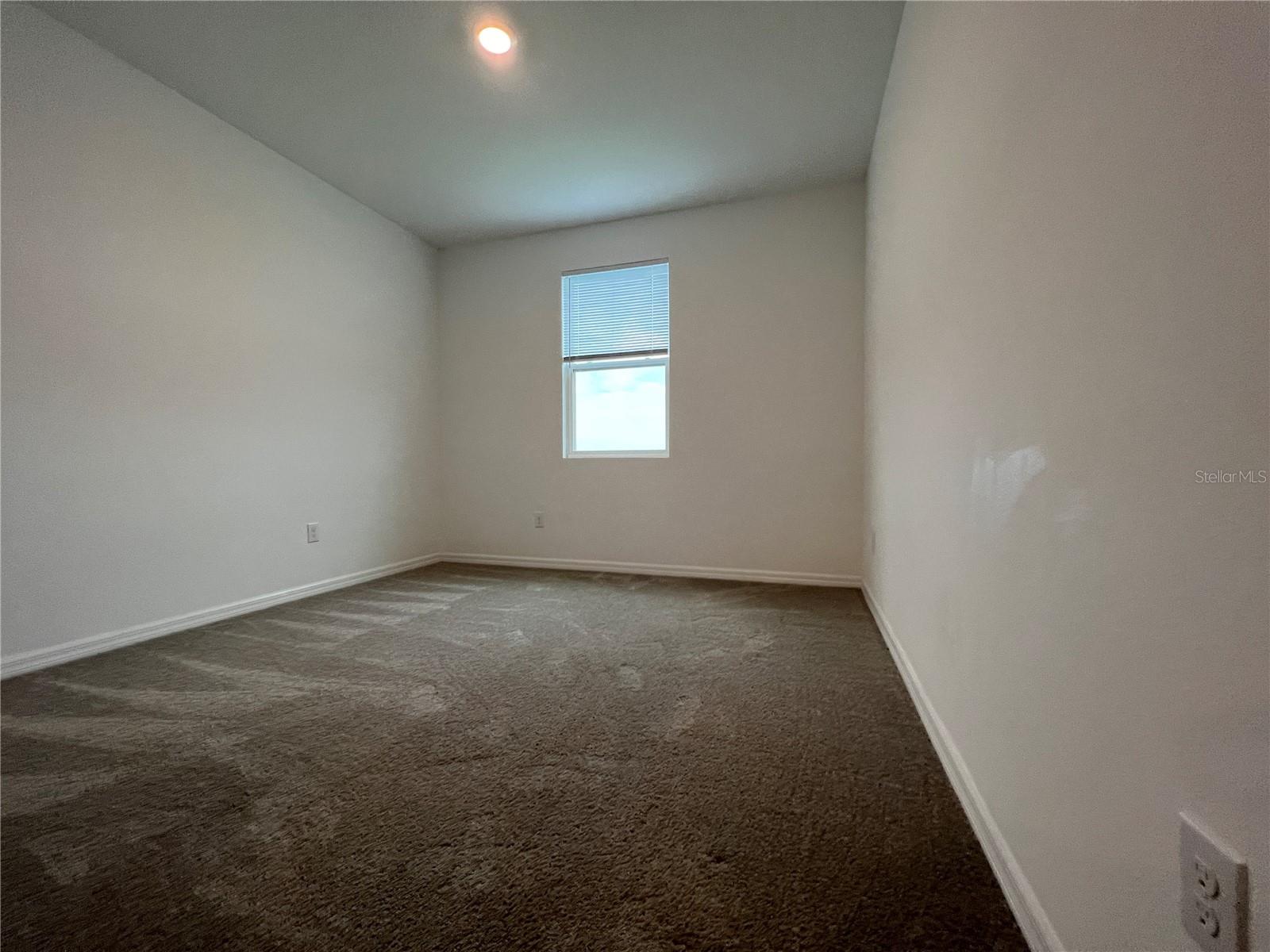 Image 8 of 15 For 11634 Woodleaf Drive