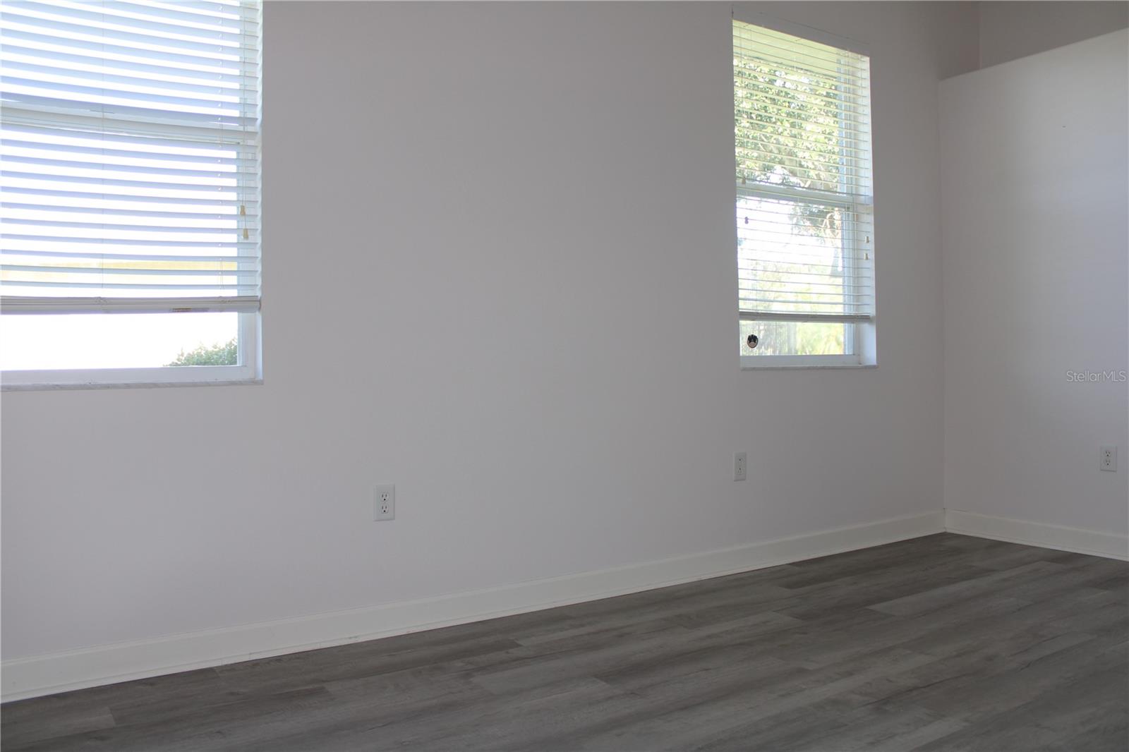 Image 15 of 33 For 9122 64th Court E