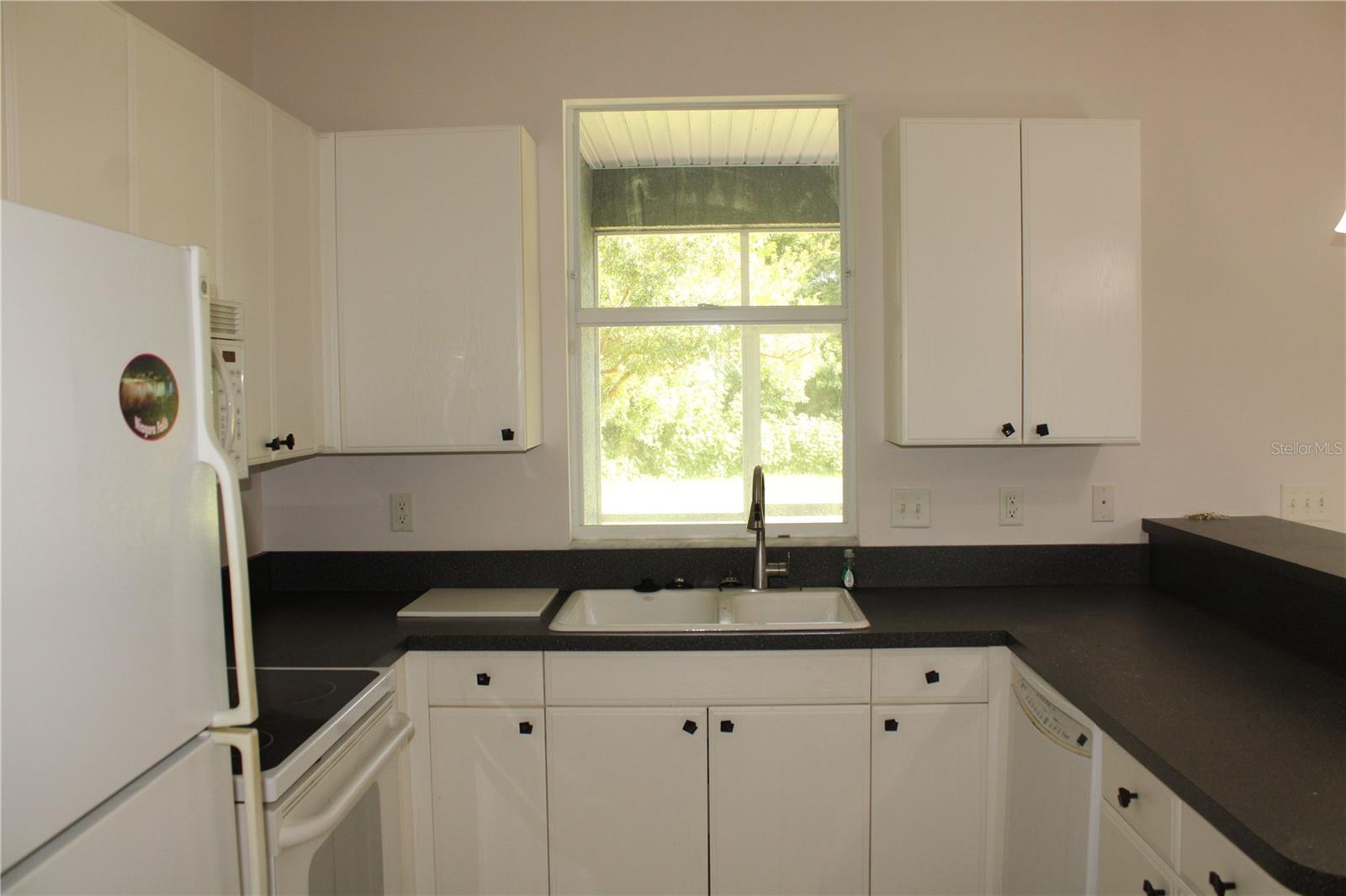 Image 3 of 33 For 9122 64th Court E