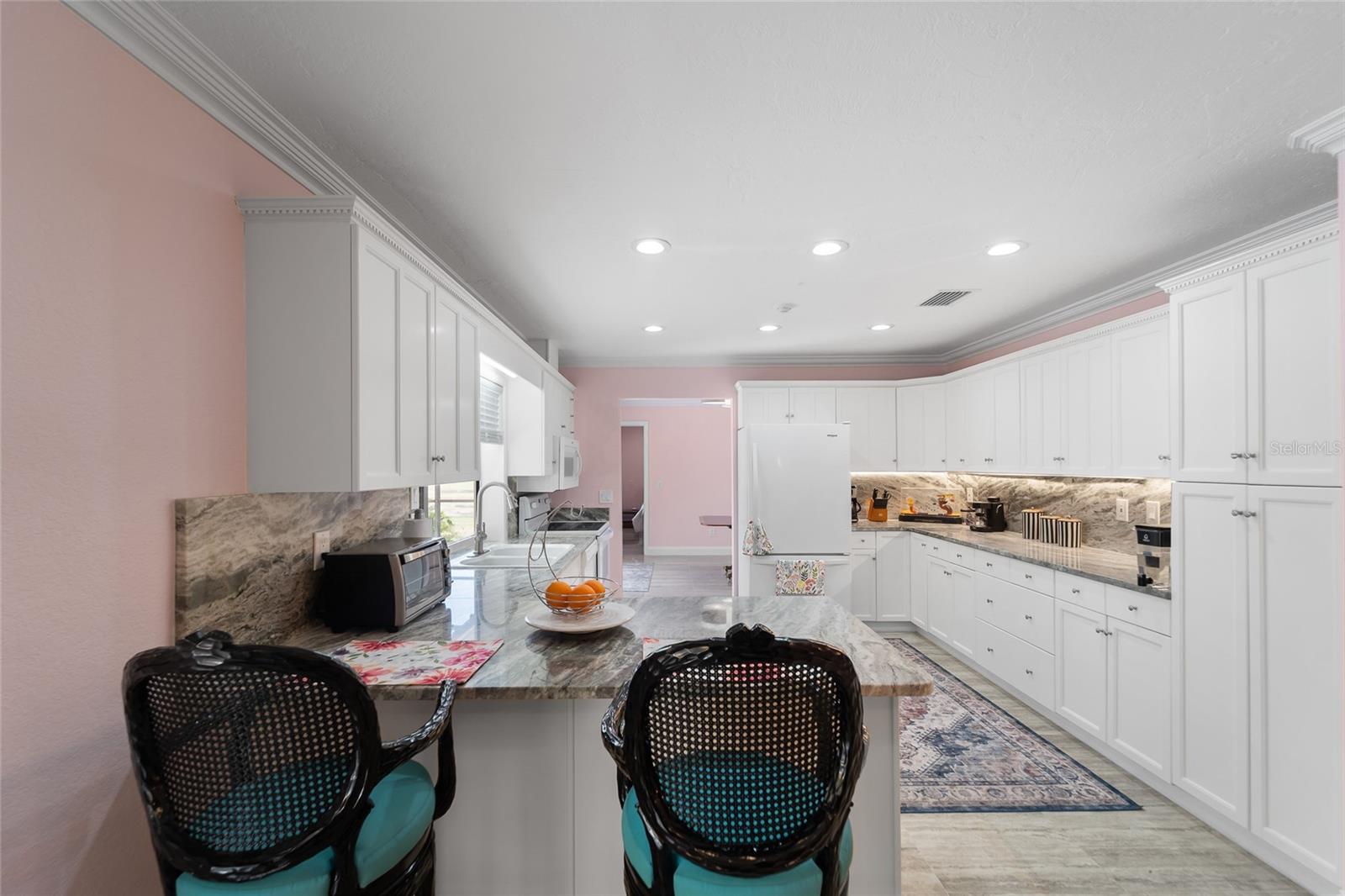 Image 11 of 46 For 6217 Goldfinch Street