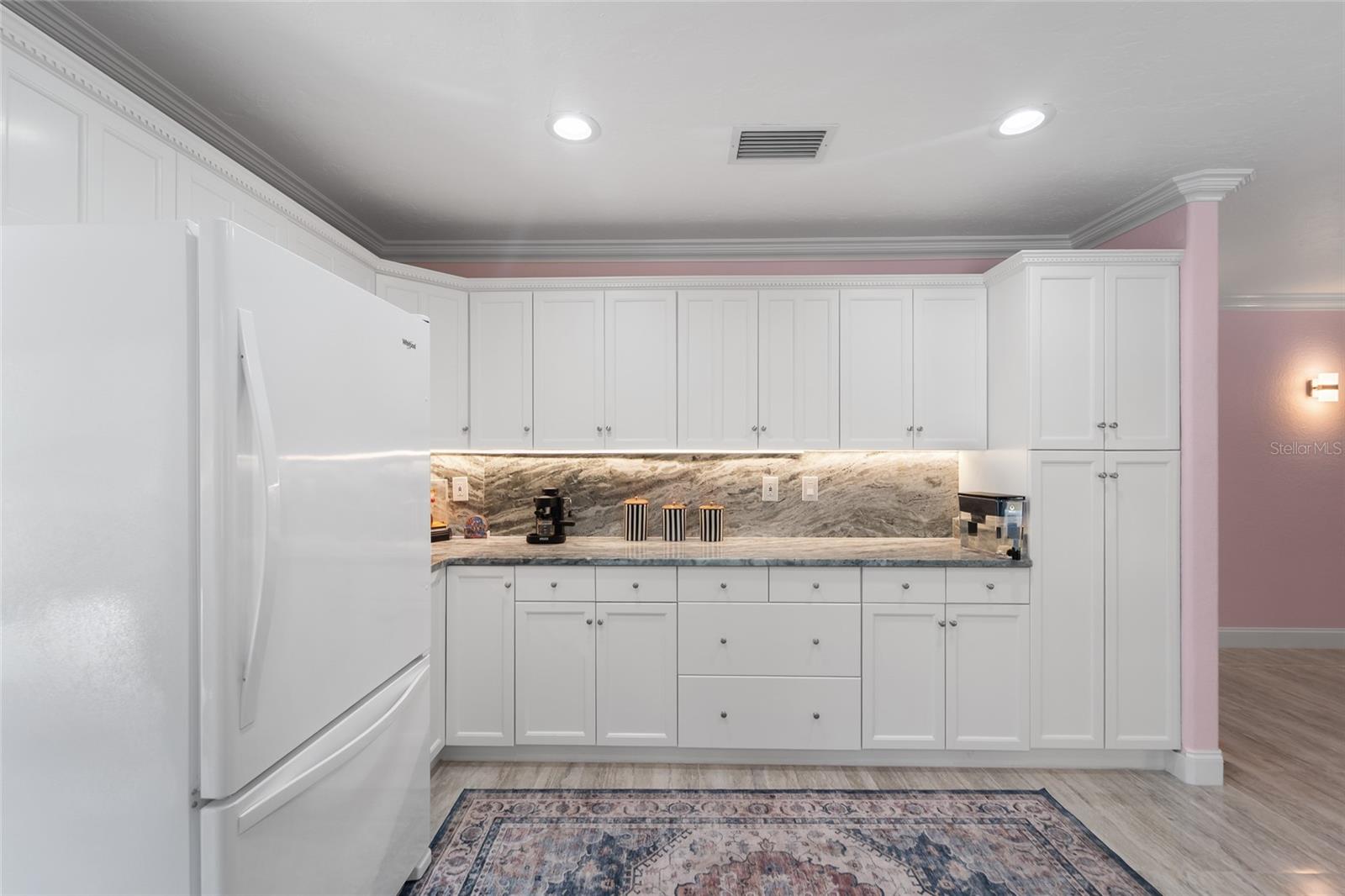 Image 12 of 46 For 6217 Goldfinch Street