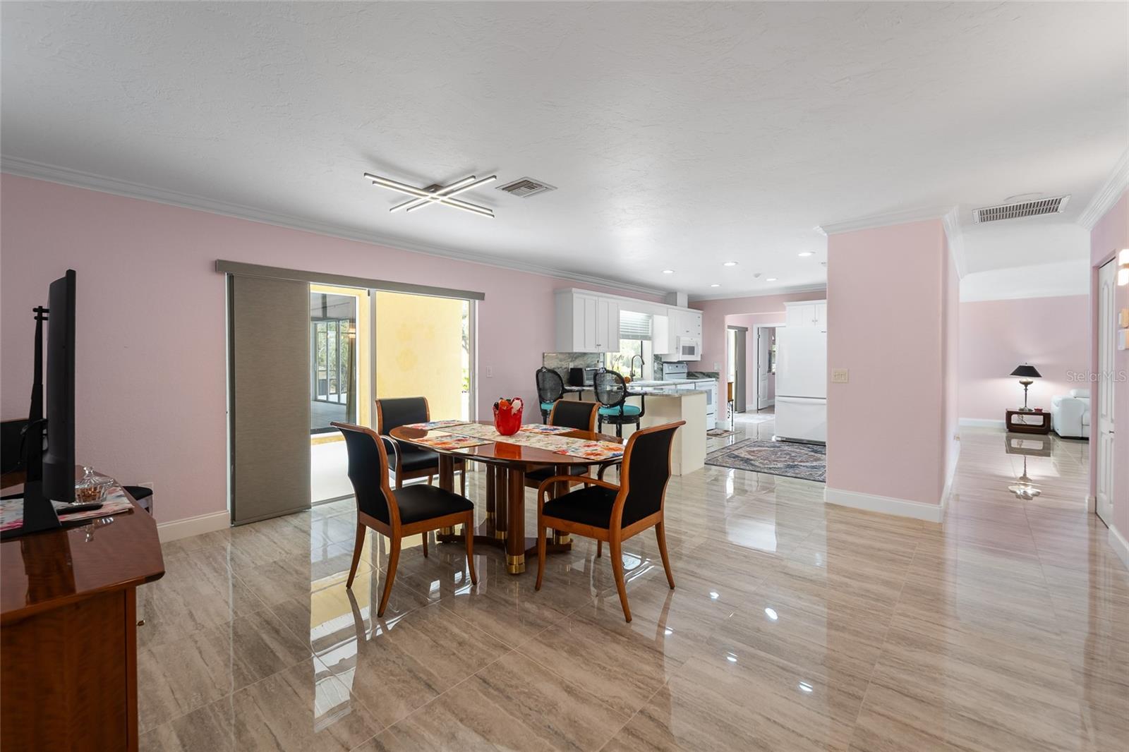 Image 13 of 46 For 6217 Goldfinch Street