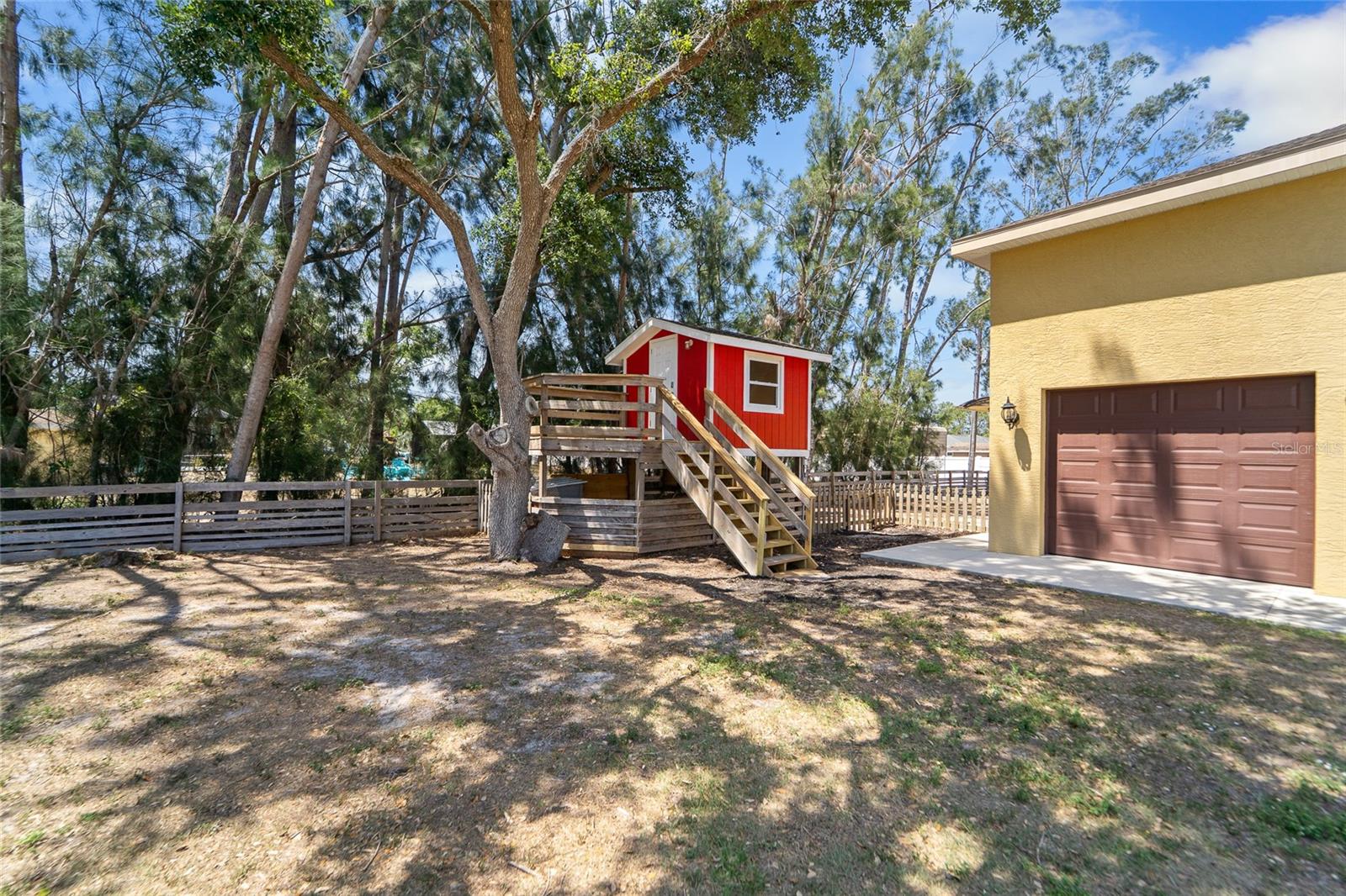 Image 36 of 46 For 6217 Goldfinch Street