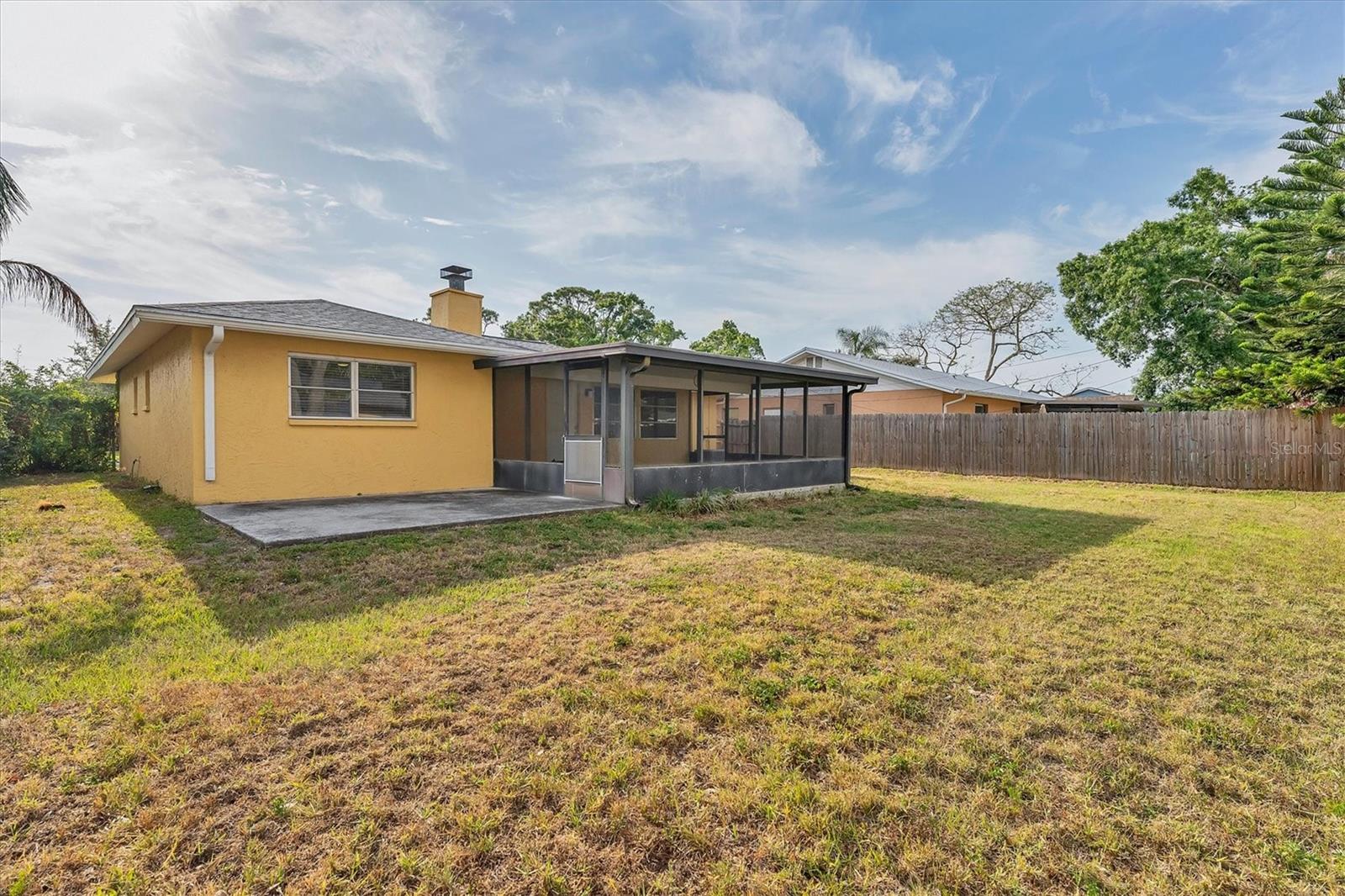 Image 18 of 21 For 2151 Upton Avenue