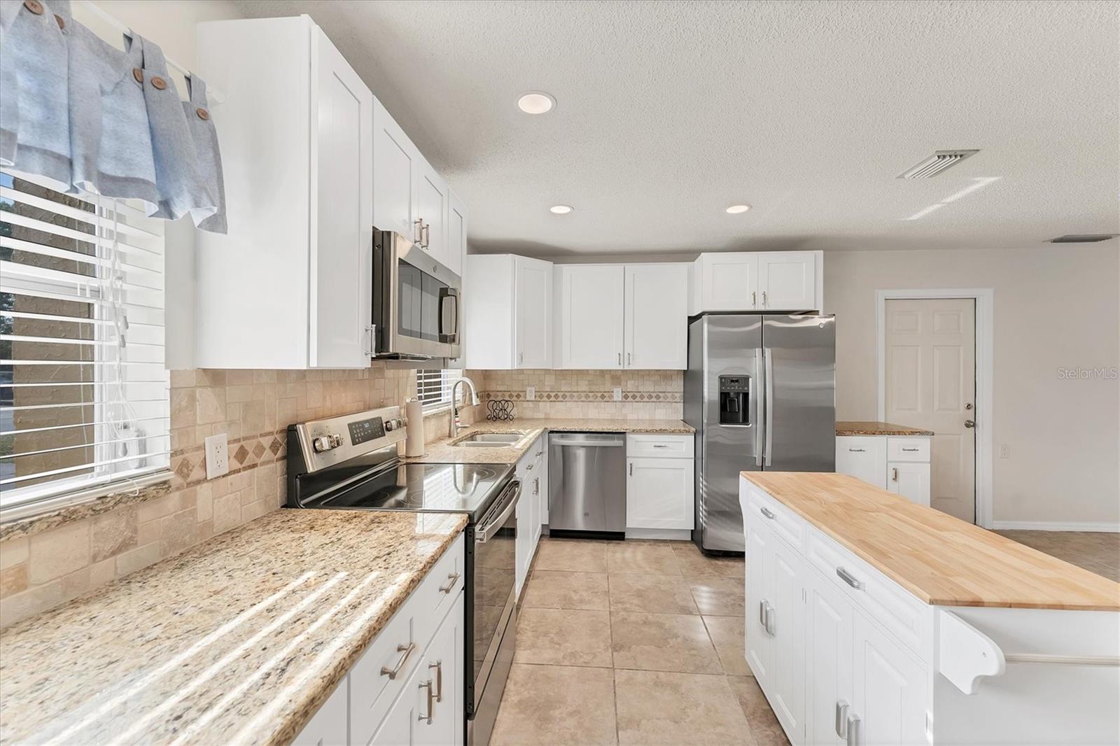Image 6 of 21 For 2151 Upton Avenue