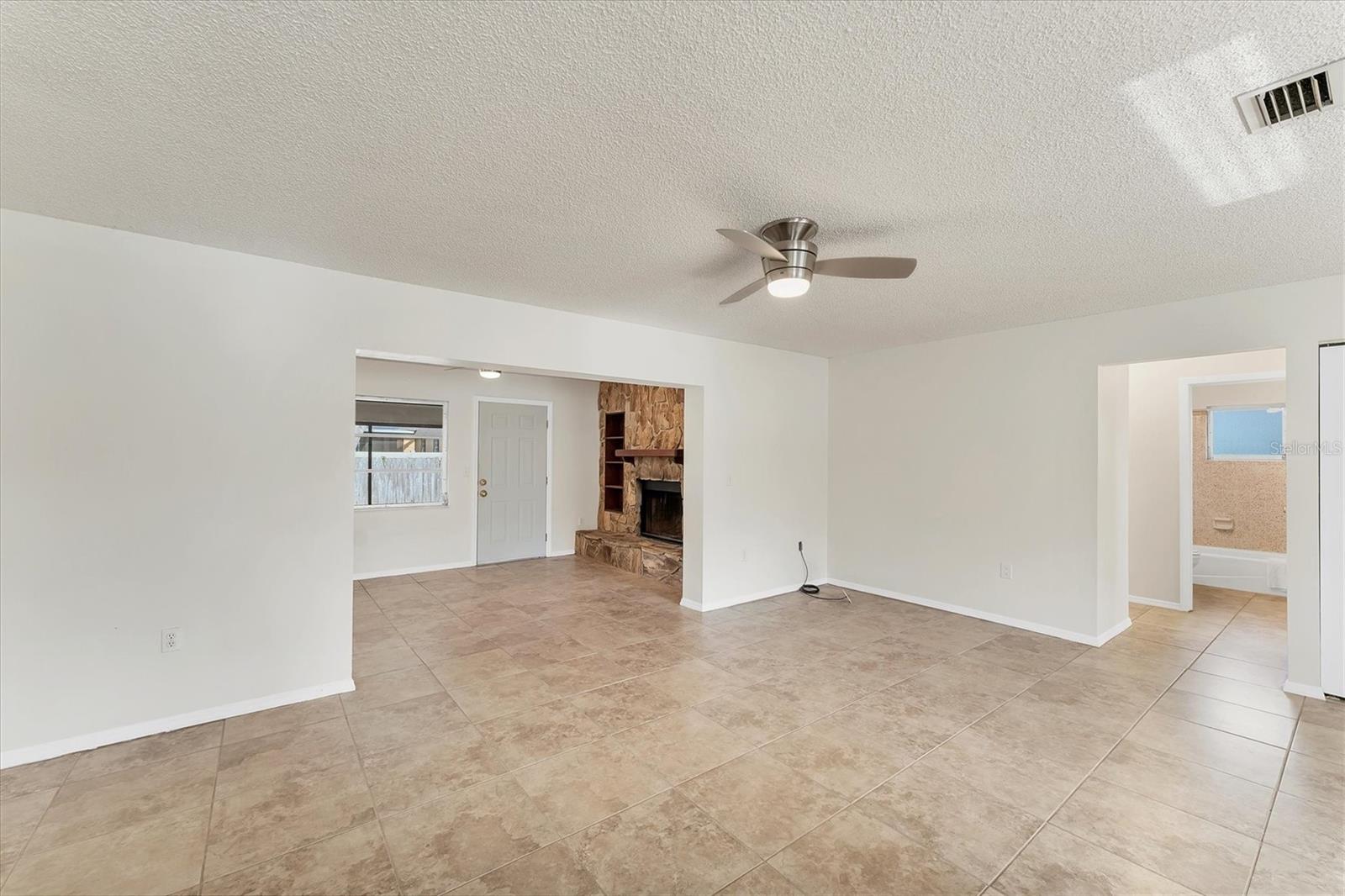 Image 8 of 21 For 2151 Upton Avenue
