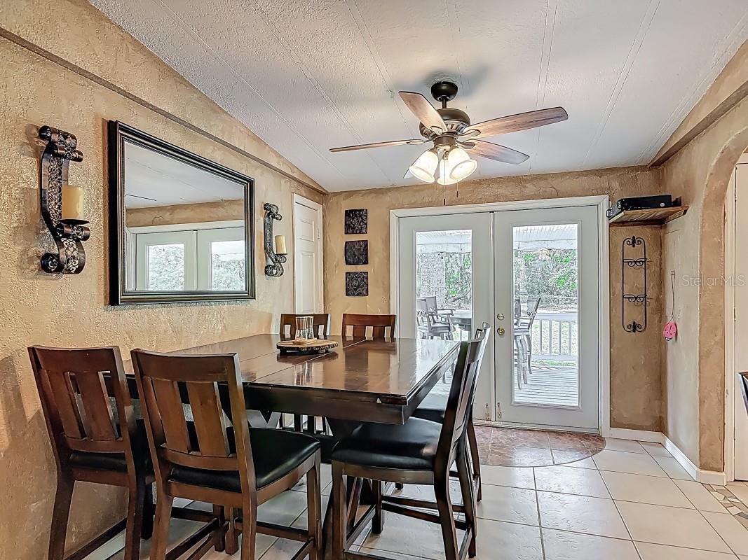 Image 9 of 24 For 4713 Clove Avenue