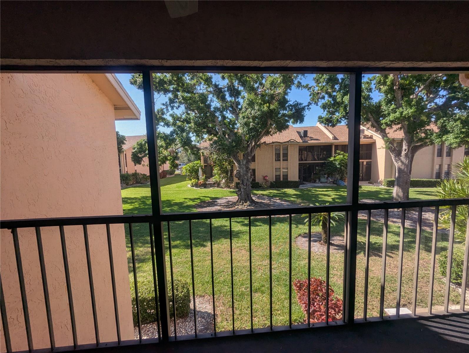 Image 11 of 13 For 2311 Beneva Terrace 2276