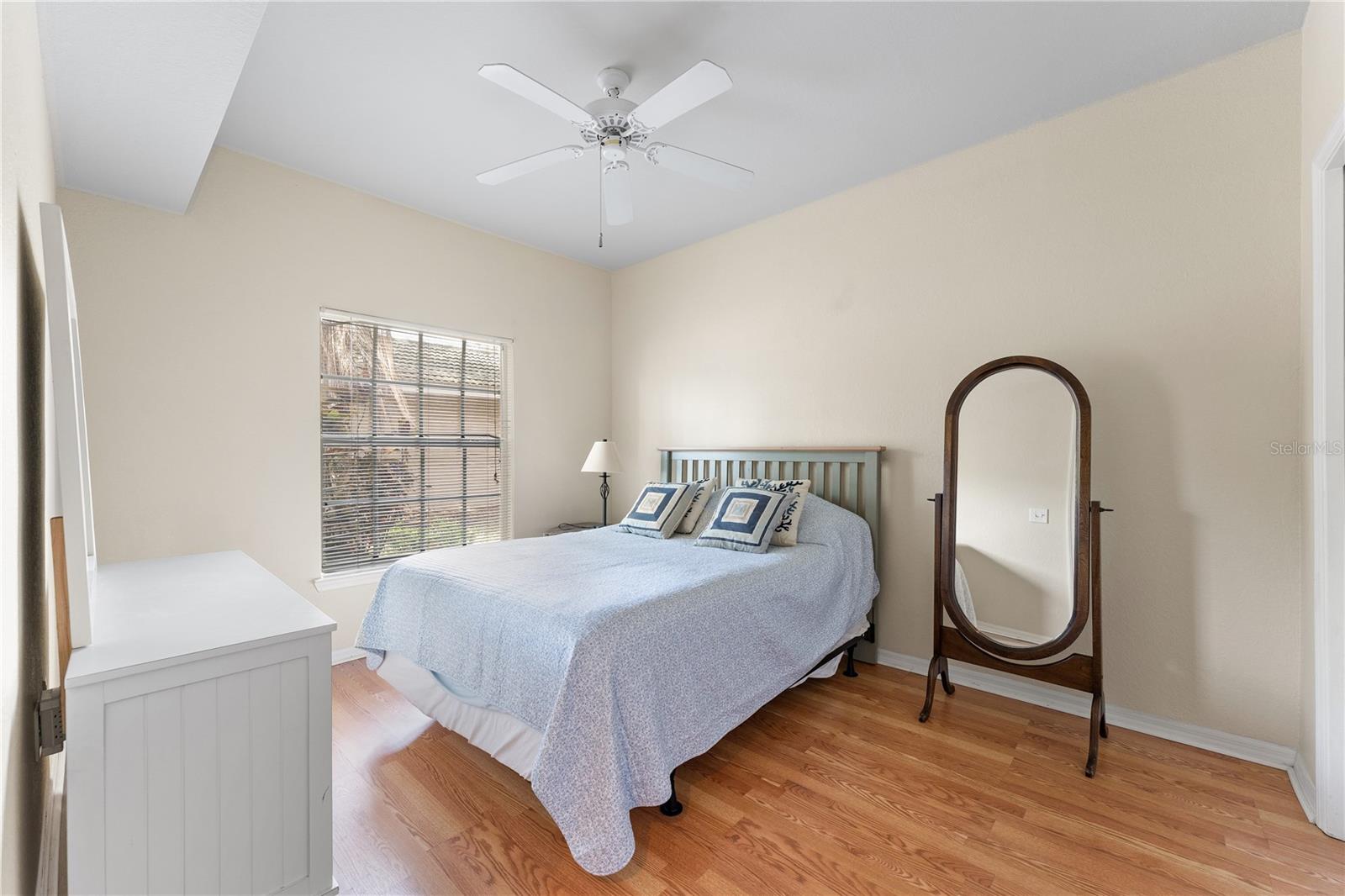 Image 22 of 55 For 5134 Northridge Road 106