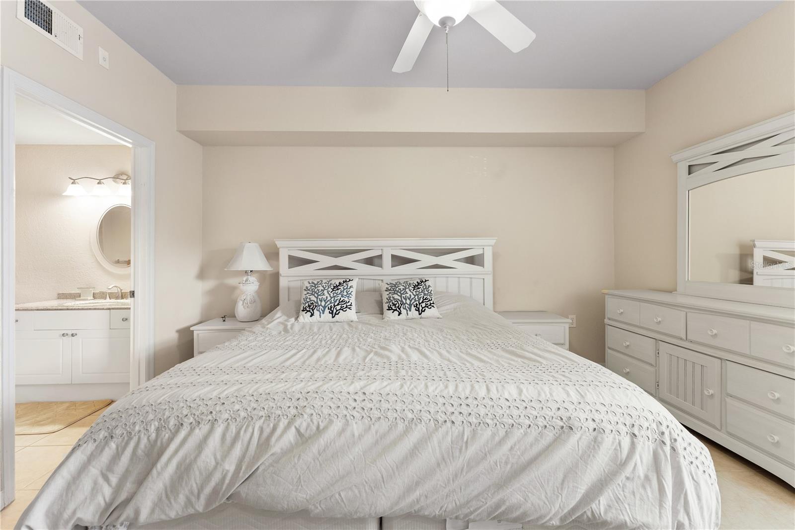 Image 8 of 55 For 5134 Northridge Road 106