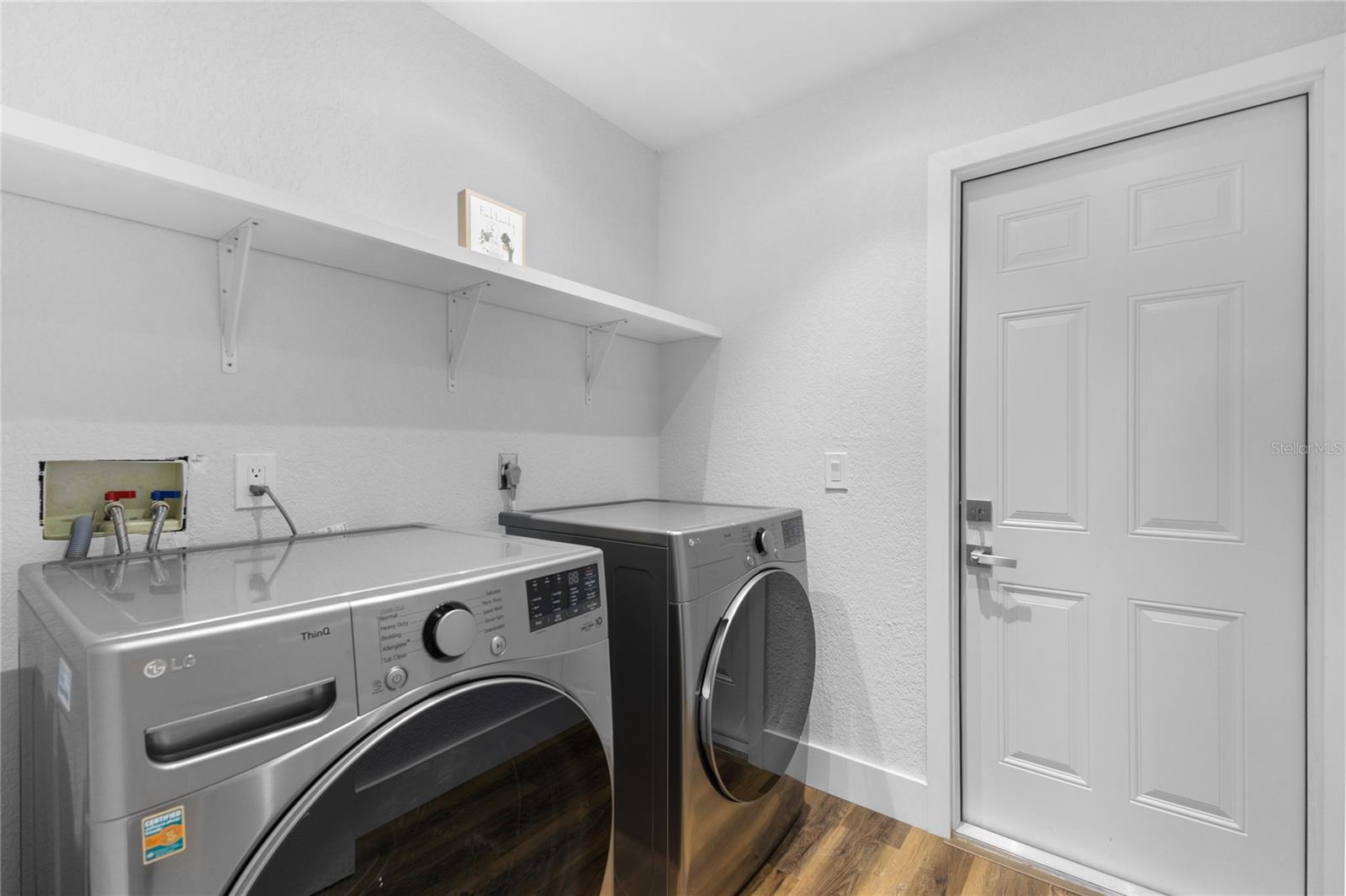 Image 18 of 45 For 4196 Eastlake Court