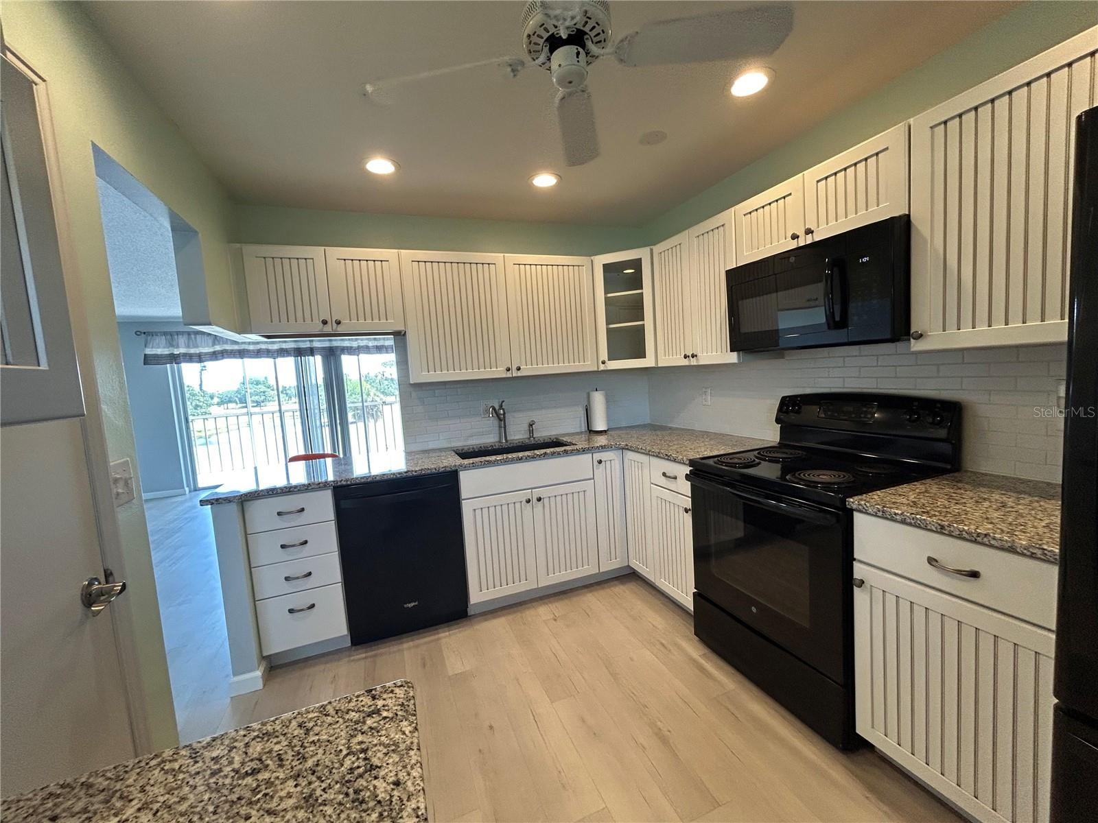 Image 3 of 16 For 4080 Ironwood Circle 306c