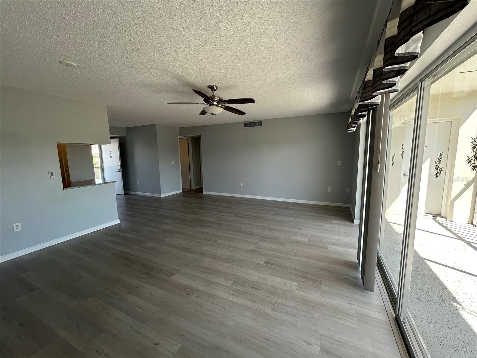 Image 5 of 16 For 4080 Ironwood Circle 306c