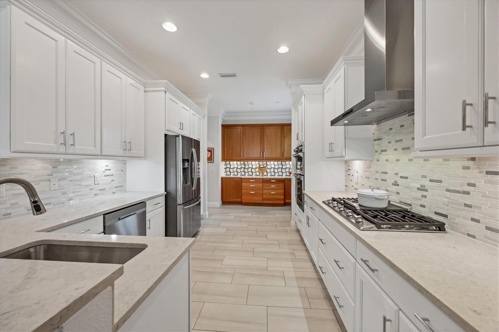 Image 10 of 55 For 6228 Champions Row Street