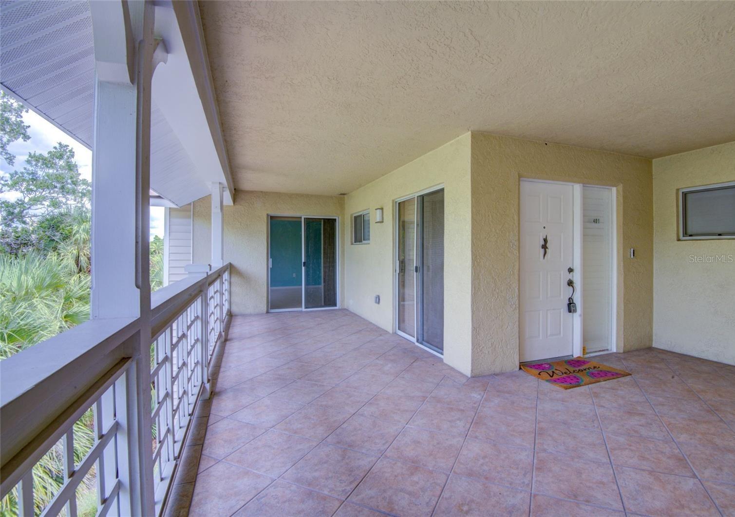 Image 2 of 40 For 1762 Bay Street 401