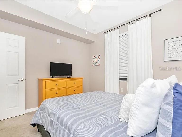Image 16 of 76 For 17108 Vardon Terrace 105